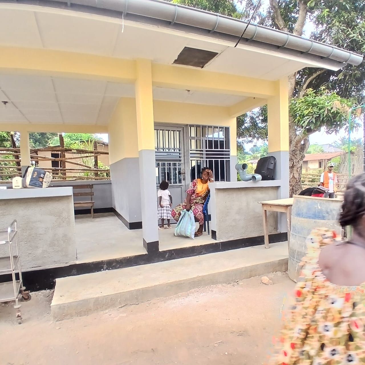 Espace convivial du CS Pont Kwilu